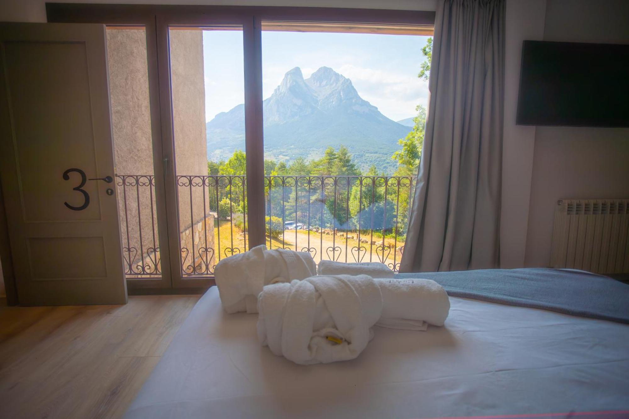 L'Indret Del Pedraforca Adults Only 호텔 Saldés 외부 사진