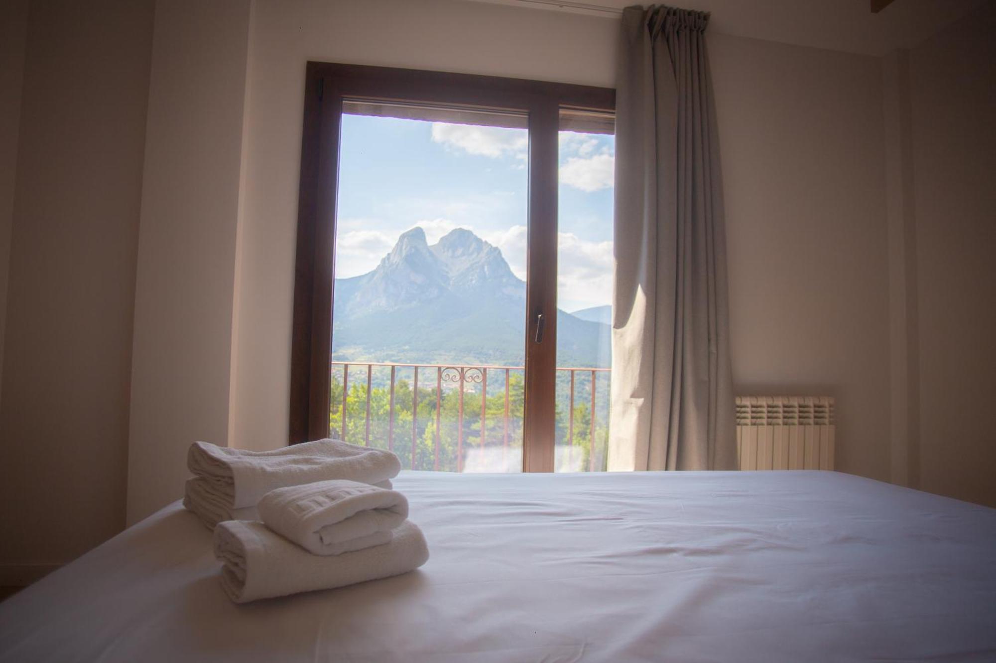 L'Indret Del Pedraforca Adults Only 호텔 Saldés 외부 사진