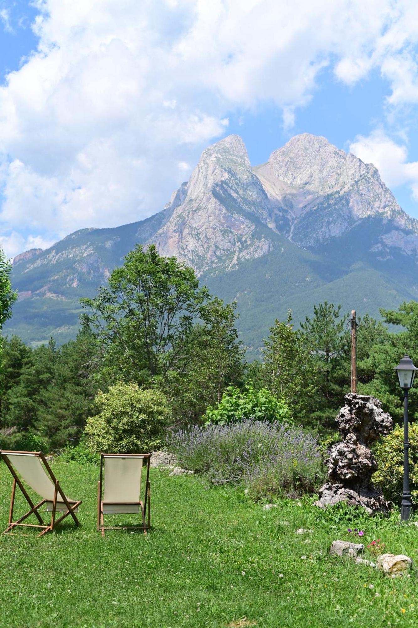L'Indret Del Pedraforca Adults Only 호텔 Saldés 외부 사진